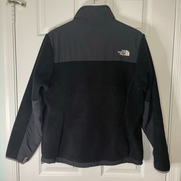 The North Face Women's Black Jacket - Picture 3 of 3
